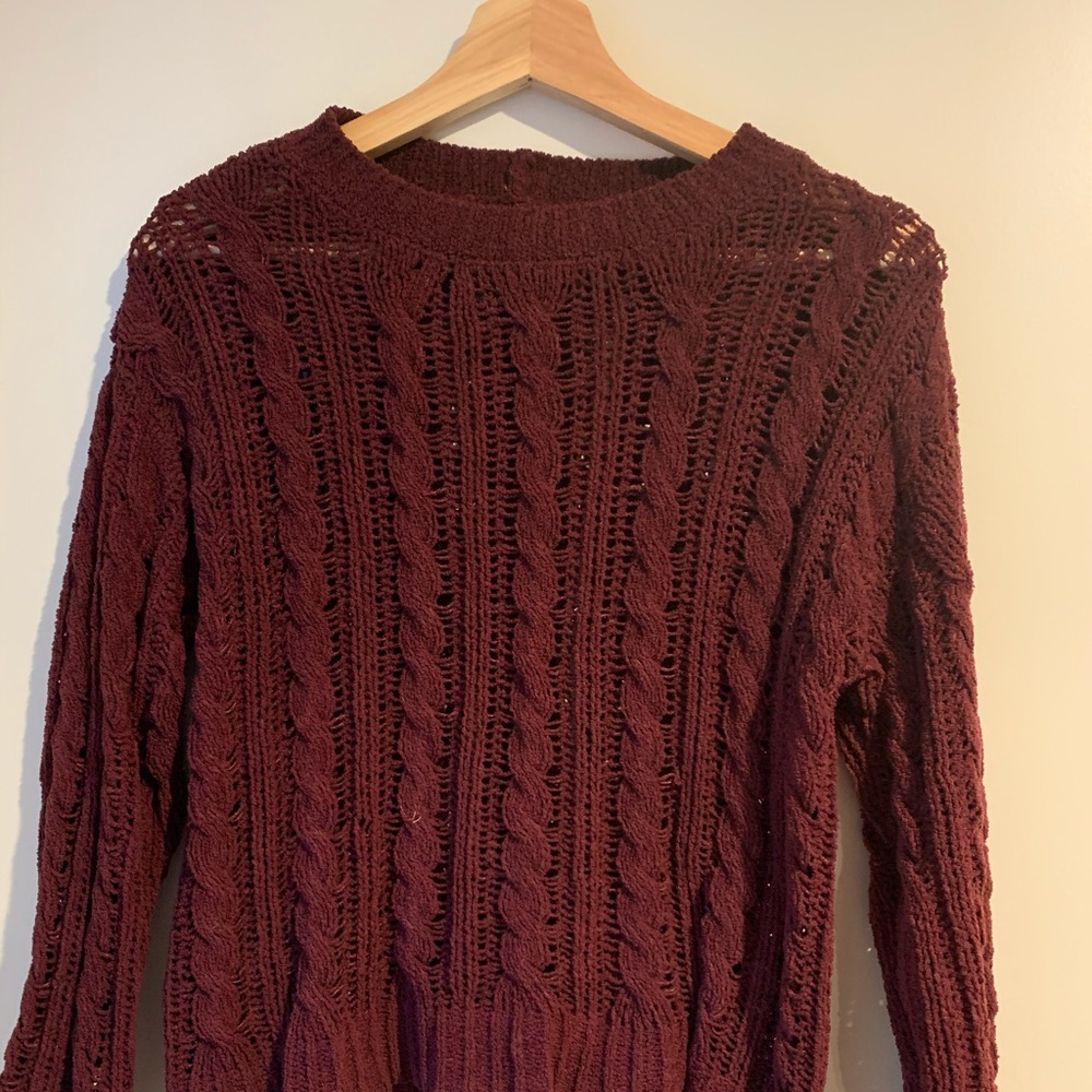 American Eagle sweater